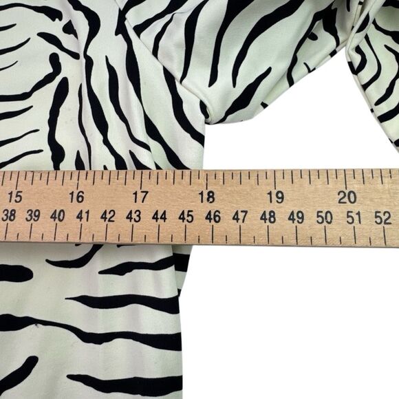 J Mclaughlin Women Blouse Top Size Large Zebra Animal Print Stretch Long Sleeve - Picture 7 of 9